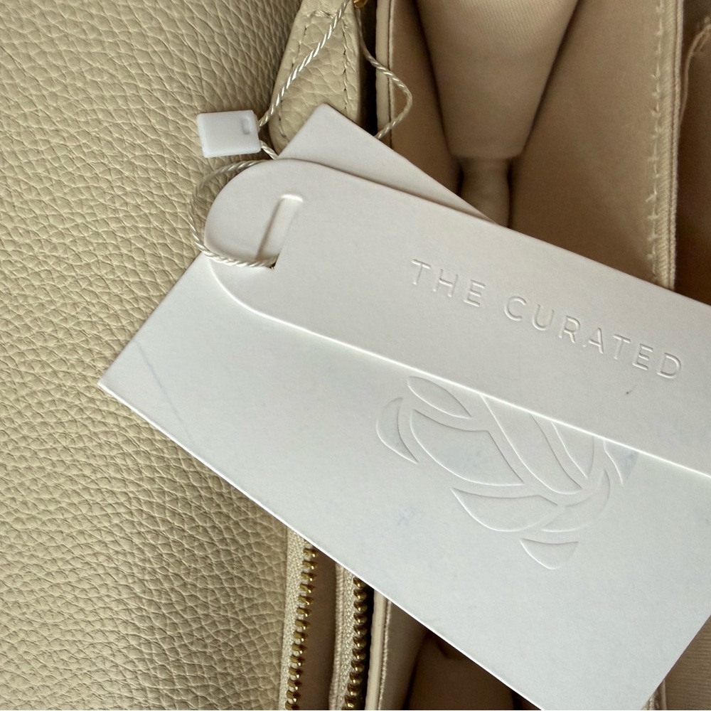 The Curated Classic Bag in Cream like new - Picture 6 of 8